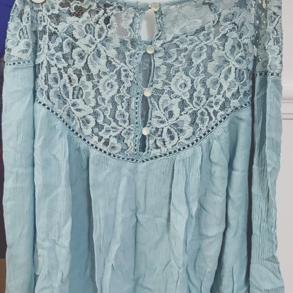 XXl- Boho Vintage Style Flowy Lace Top with button down back- Mint Blue - Picture 9 of 12